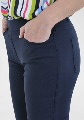 Navigazione Slimfit Hose in Blau