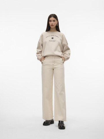 VERO MODA Sweatshirt 'MALY' in Beige