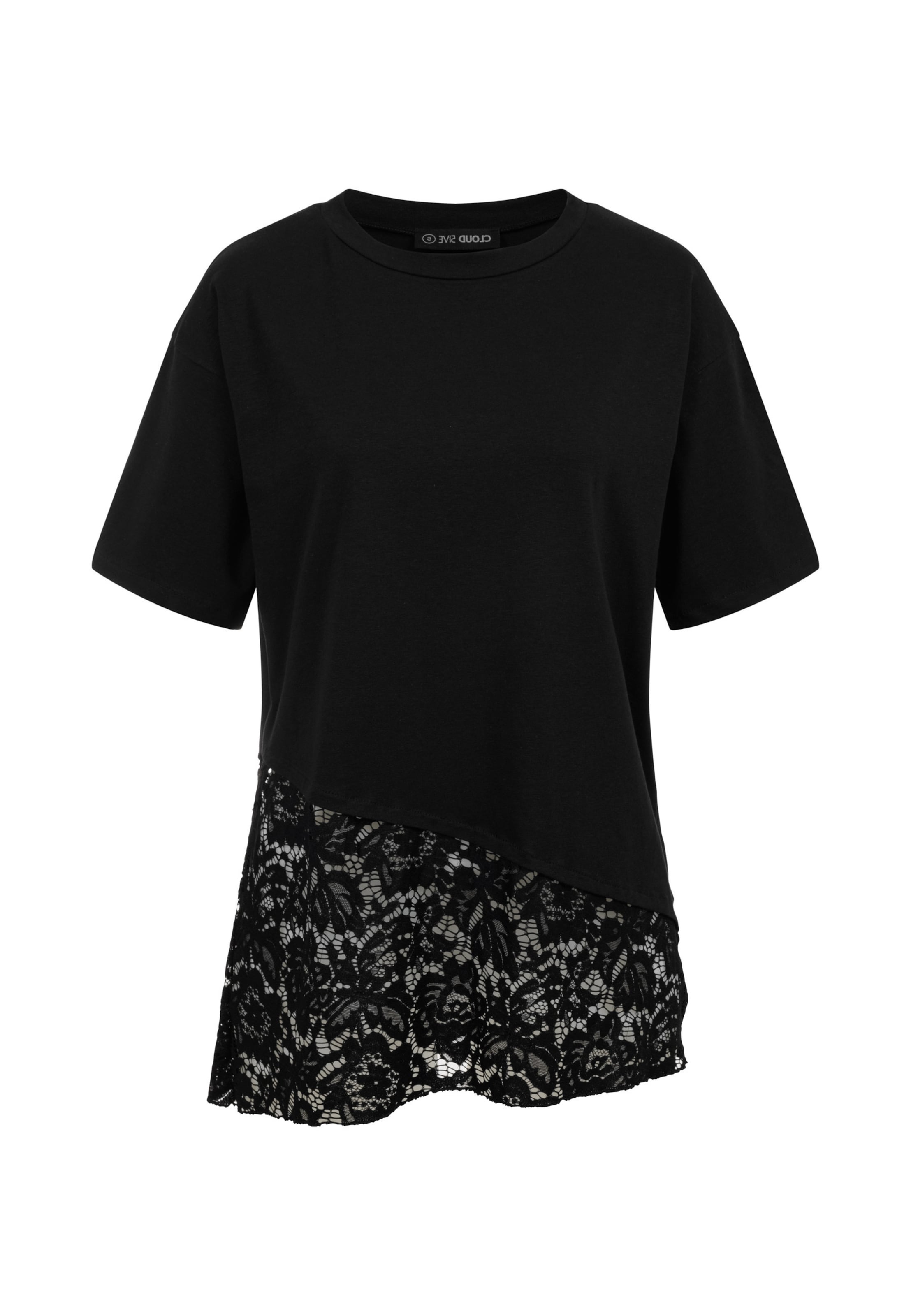 Cloud5ive Shirt in Black: front
