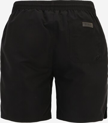 GUESS Badeshorts in Schwarz