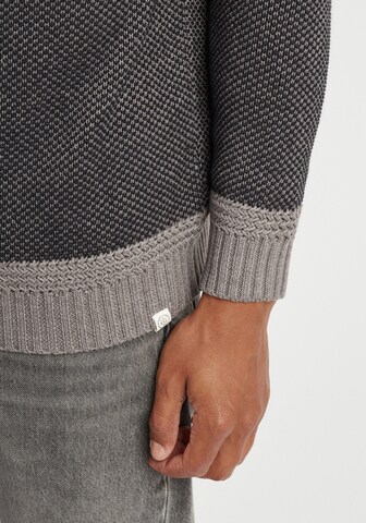!Solid Sweater 'Rapel' in Grey
