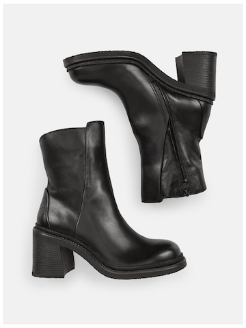 FELMINI Bootie in Black