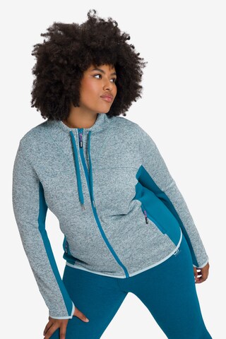 Ulla Popken Fleece jas in Blauw: voorkant