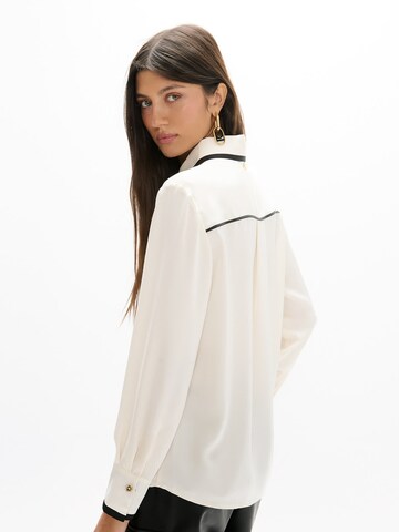 Lola Casademunt Bluse i beige