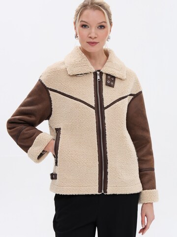 Passioni Between-Season Jacket in Beige