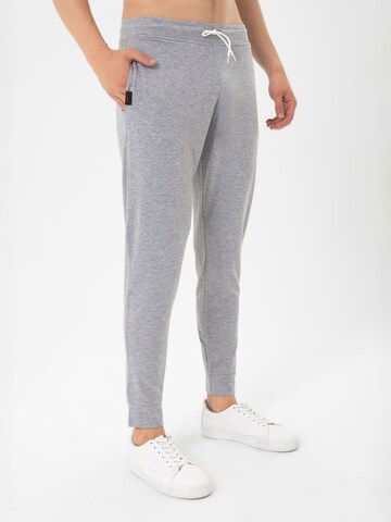 By Diess Collection - Slimfit Pantalón en gris
