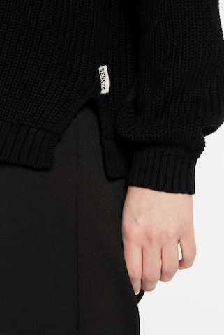 SENSES.THE LABEL Kurz-Cardigan in Rippstrick in Schwarz
