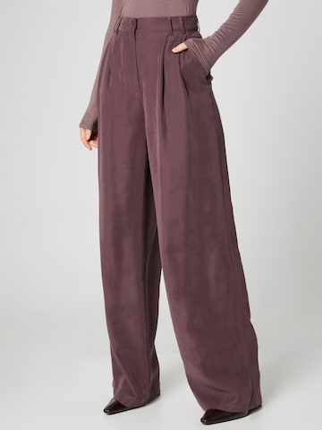 Wide leg Pantaloni con pieghe 'Avena' di Guido Maria Kretschmer Women in lilla: frontale