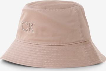 Chapeaux Calvin Klein en rose : devant