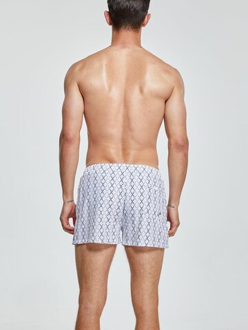 SEOBEAN Board Shorts in White