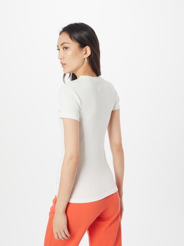 T-shirt LACOSTE en blanc