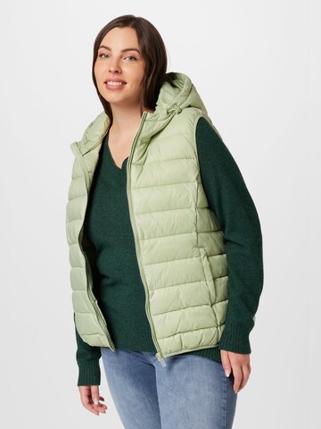 Gilet 'NEW TAHOE' ONLY Carmakoma en vert : devant