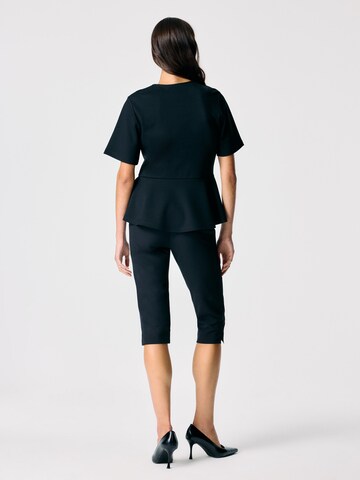 adl Blouse in Black
