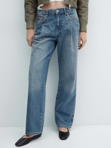 MANGO Loose fit Pleated Jeans 'BELL' in Blue: front