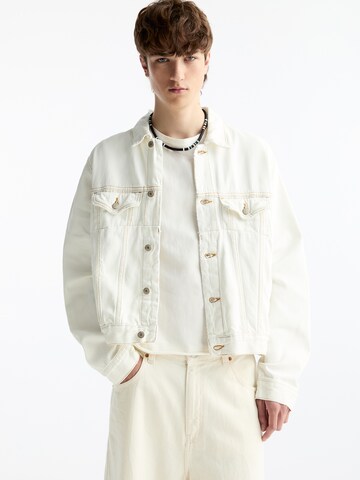Giacca di mezza stagione di Pull&Bear in bianco: frontale