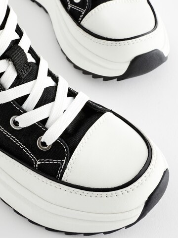 Baskets Next en noir