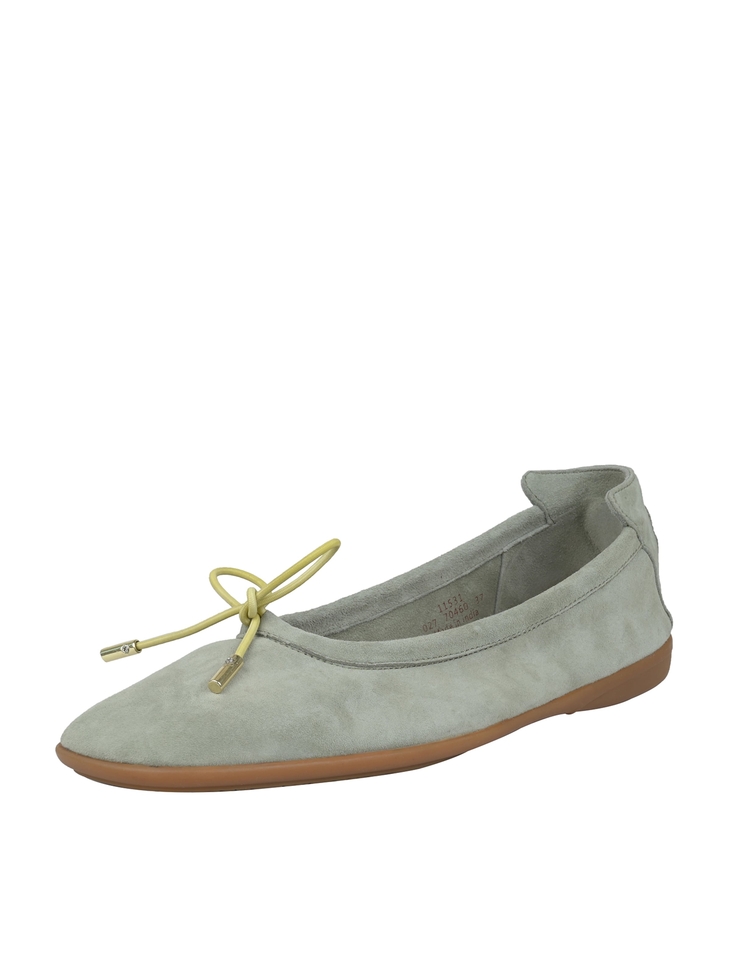 Crickit Ballet Flats ' OMEGA ' in Green: front