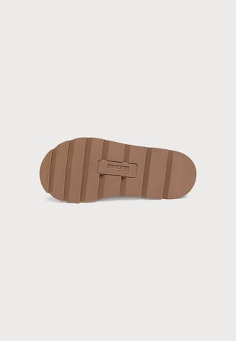 Clarks Originals Μποτάκι με κορδόνια 'MeareWalla' σε καφέ
