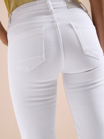 CECIL - Slimfit Pantalón 'Toronto' en blanco
