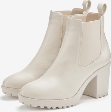 LASCANA Chelsea boots in Beige