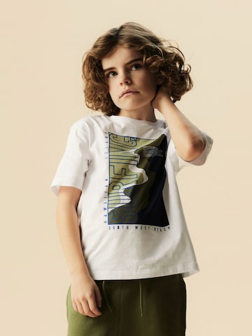 NAME IT - Camiseta 'NKMHANSY' en blanco: frente