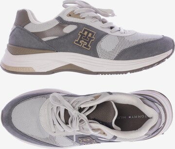 TOMMY HILFIGER Flats & Loafers in 43 in Grey: front
