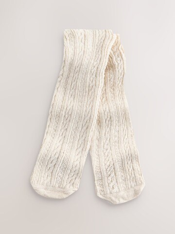 Ștrampi de la Next pe bej