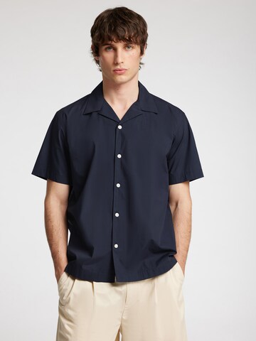 SELECTED HOMME Comfort fit Button Up Shirt 'SLHReid' in Blue: front