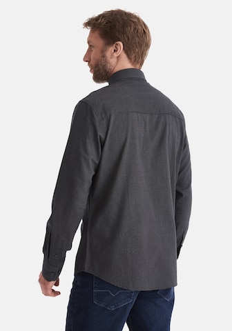 Coupe regular Chemise 'Hugh' Stooker Men en gris