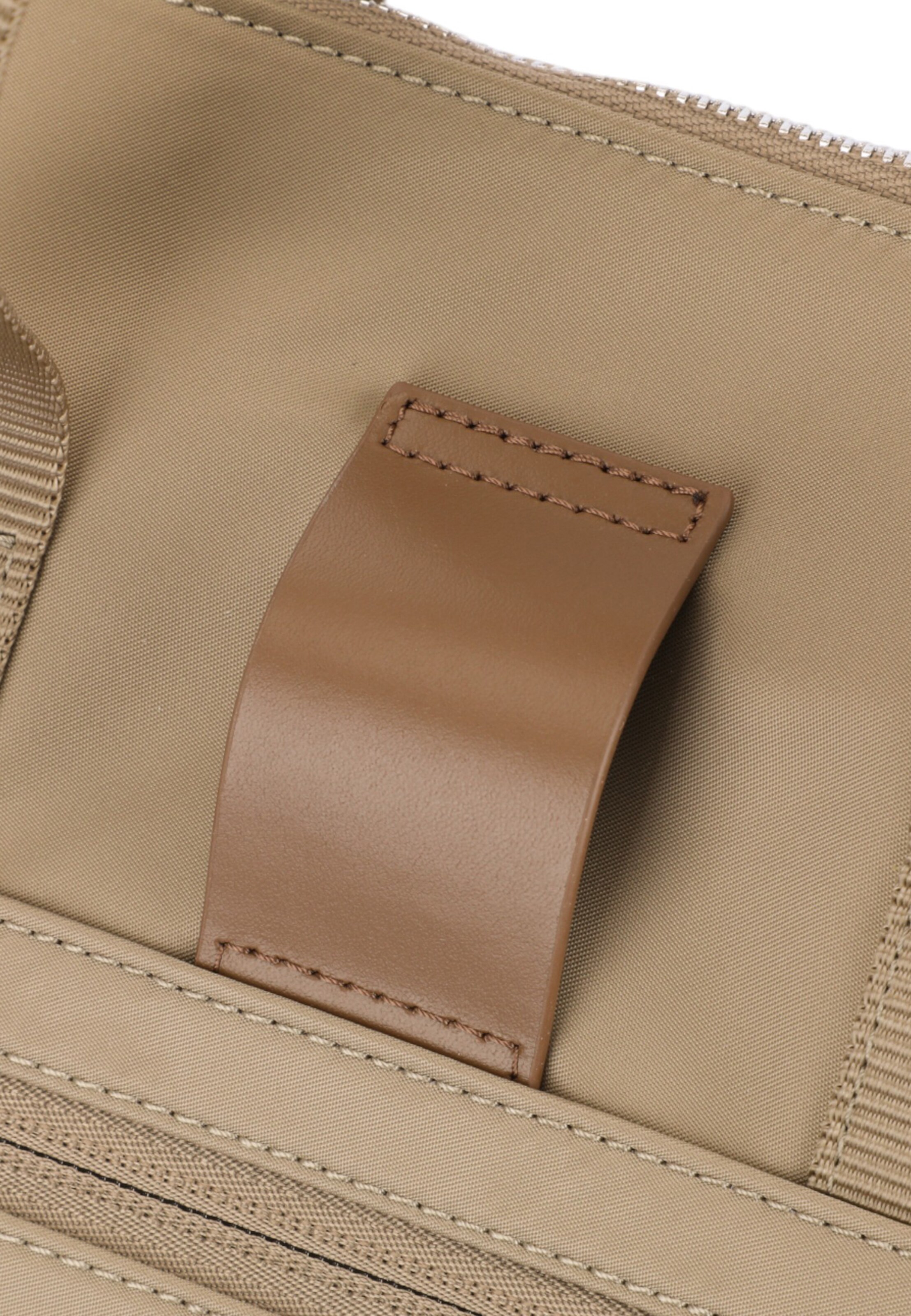 BOGNER Schoudertas 'Maggia Malea' in Grijs