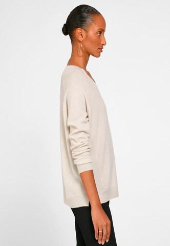 include Pullover in Beige