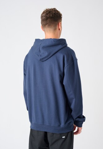 Cleptomanicx Sweatshirt 'Gull Cap' in Blau