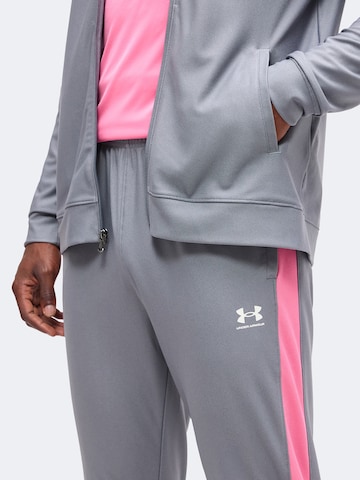 UNDER ARMOUR Trainingsanzug 'Challenger' in Grau