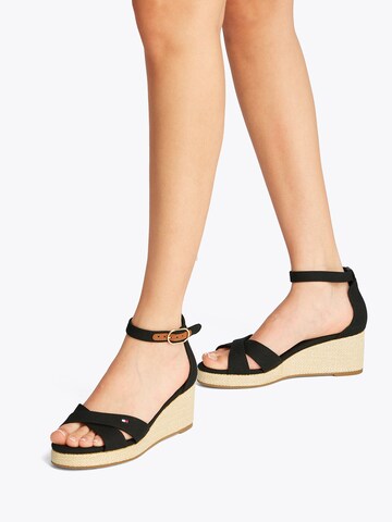 TOMMY HILFIGER Sandały w kolorze czarny