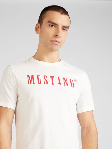 MUSTANG T-Shirt 'Austin' in Beige