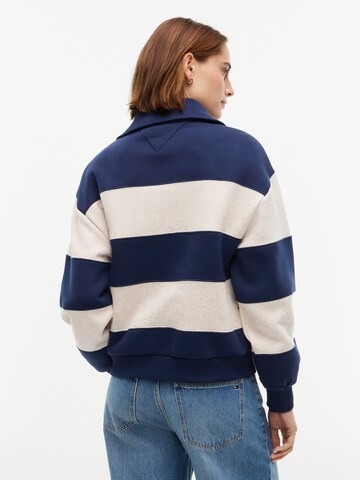 TOMMY HILFIGER Sweatshirt i blå
