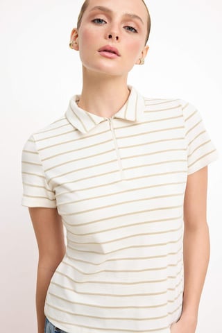 Trendyol - Camiseta en blanco: frente