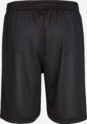 Hummel Regular Shorts in Schwarz