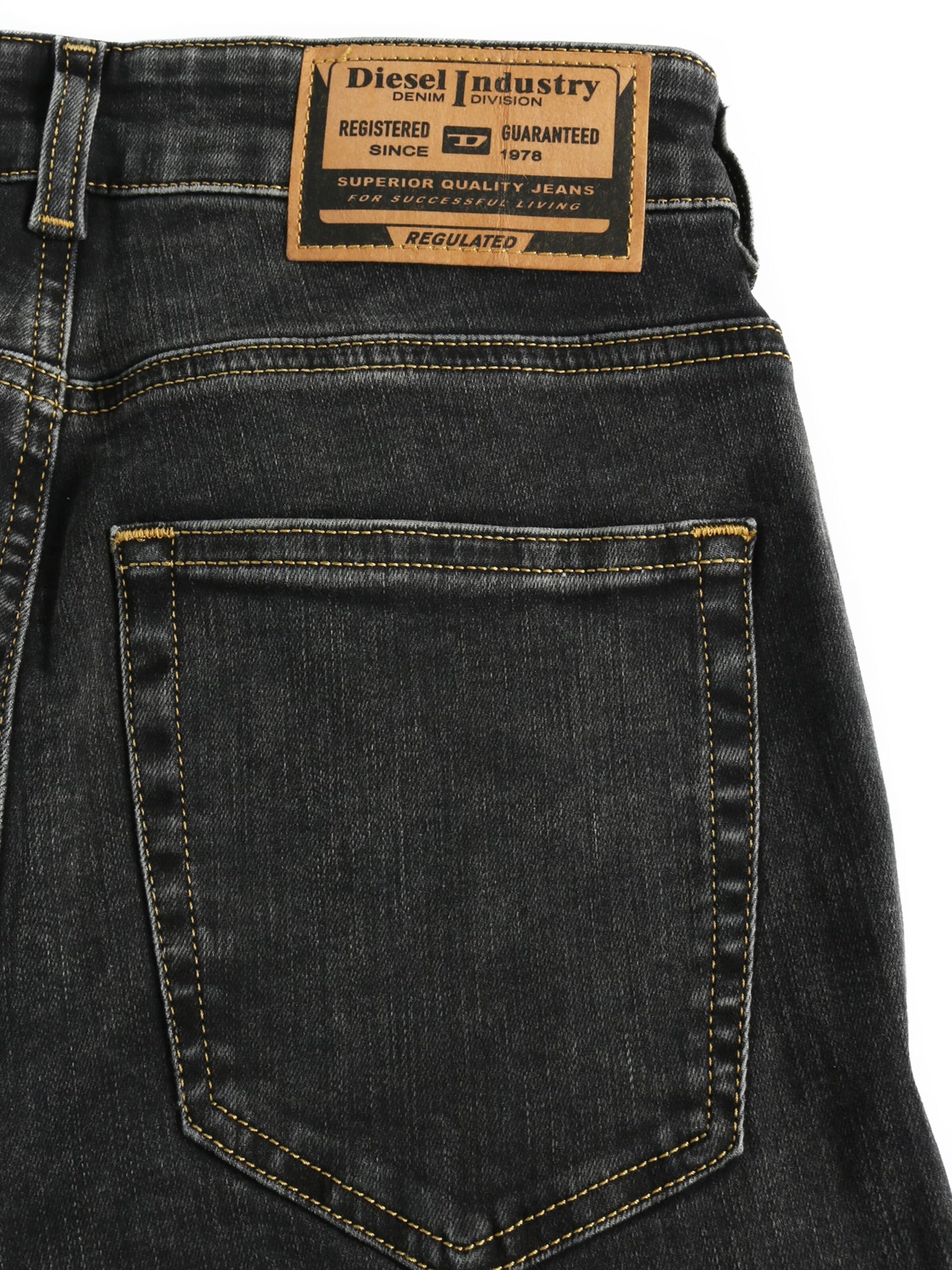 DIESEL - Skinny Vaquero '1984 SLANDY-HIGH' en gris