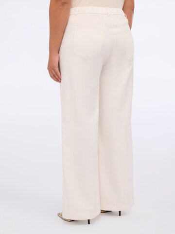 Fiorella Rubino Regular Hose‌‌‌‌‌‌ in Weiß