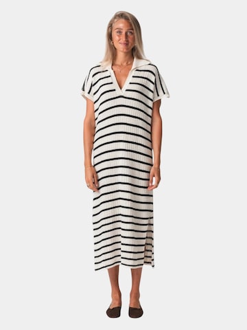 TEESHOPPEN Kleid 'Victoria' in Schwarz: Vorderseite