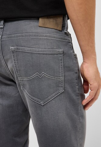 MUSTANG Slimfit Jeans in Schwarz