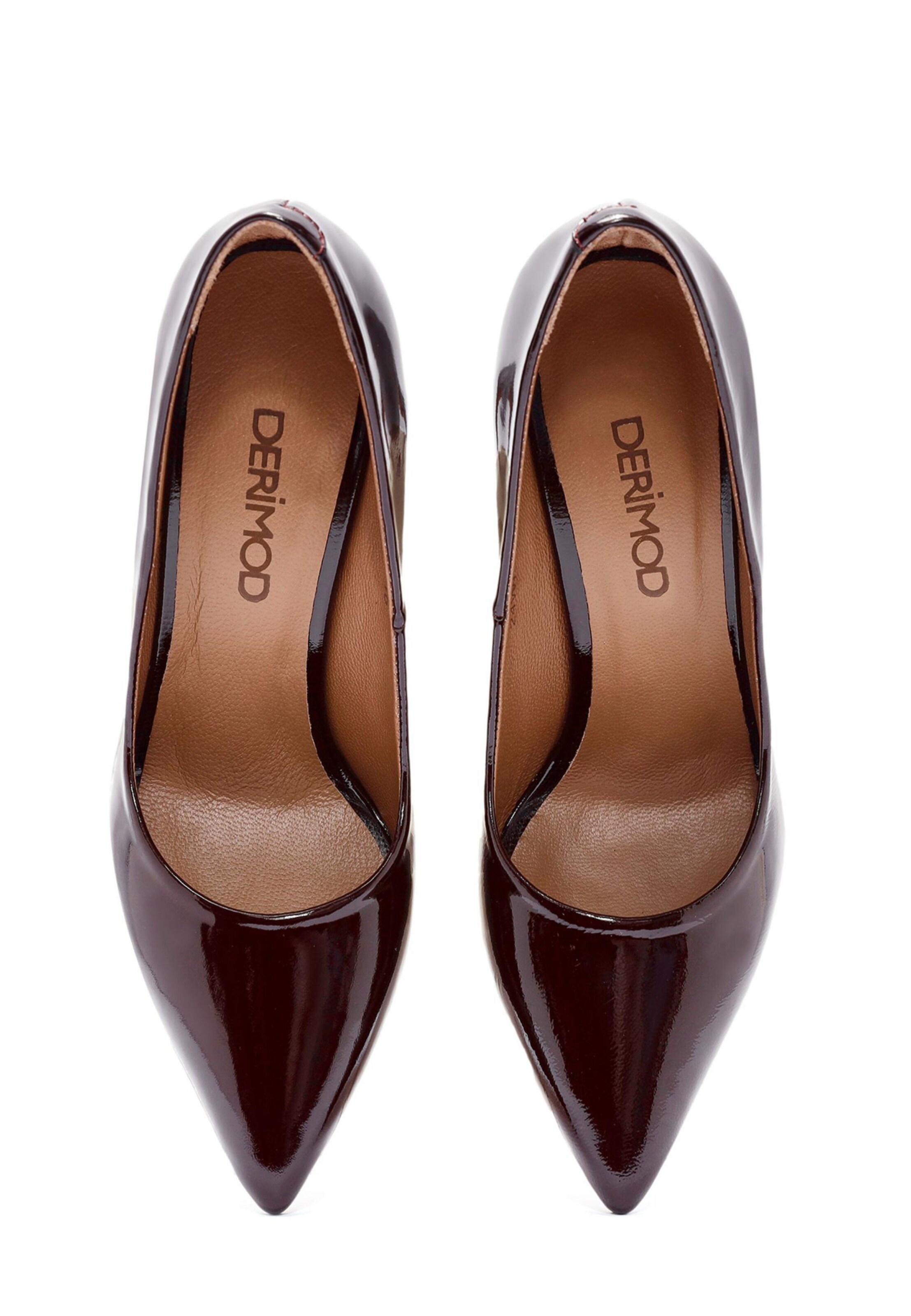 Derimod Pumps in Rot