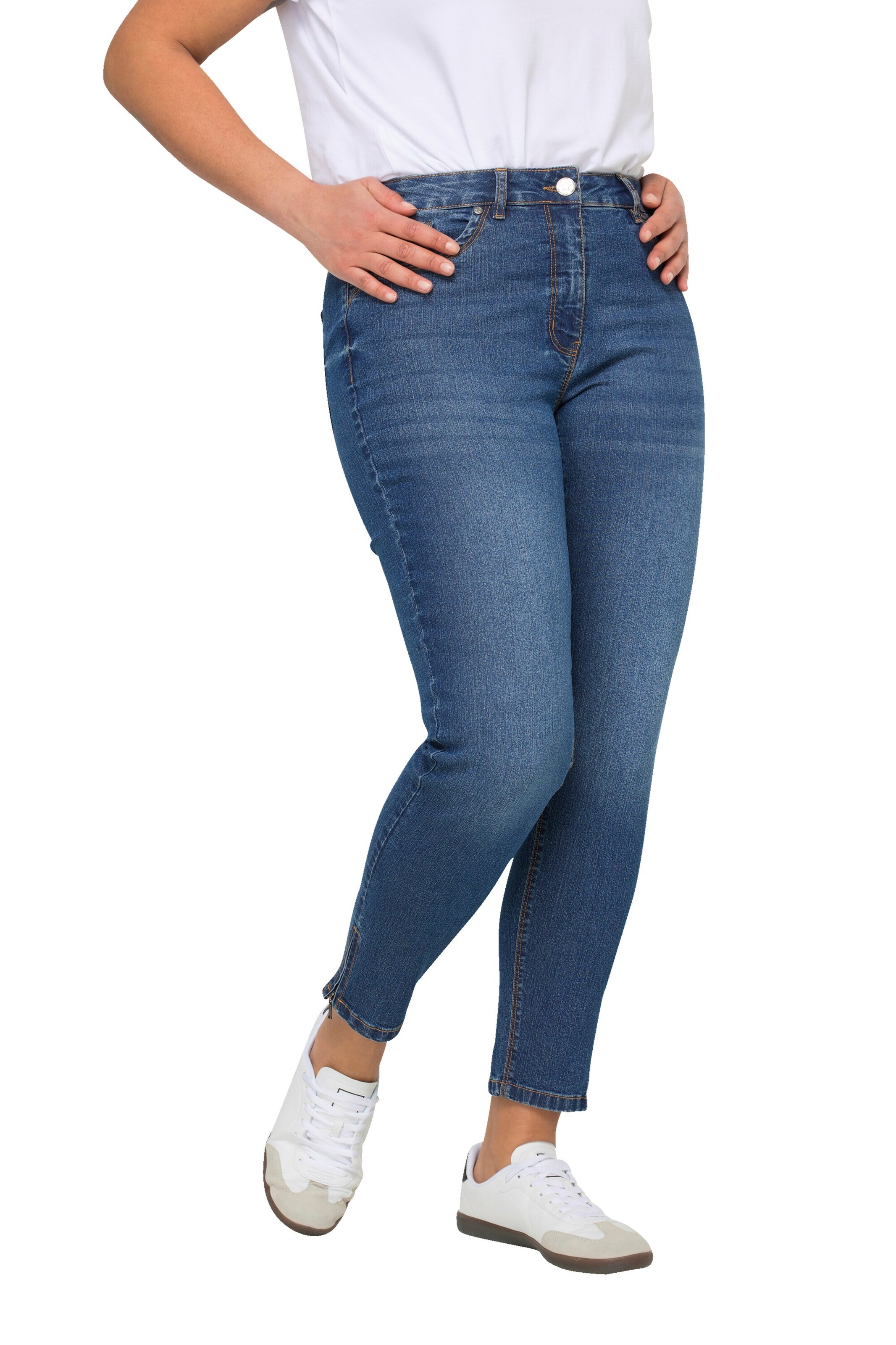 Angel of Style Slim fit Jeans in Blue: front
