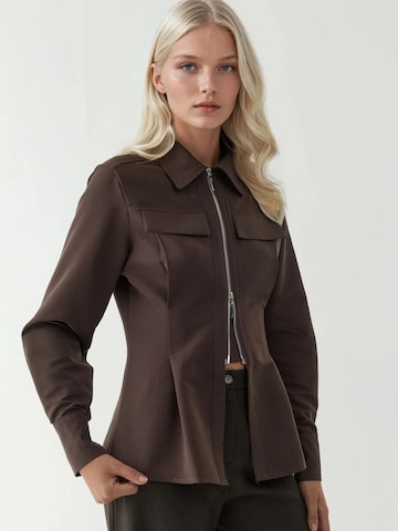 Hiccup - Camisa em castanho