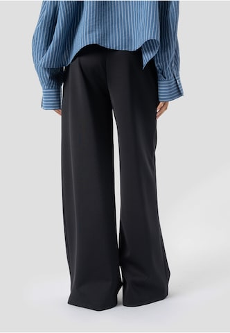 Elias Rumelis Wide leg Pantalon 'Jeanine' in Zwart