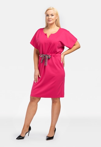 Robe 'RENIA' Karko en rose : devant