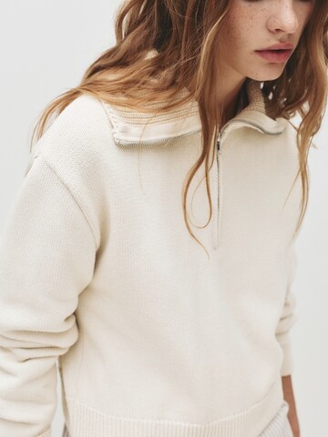 Pull&Bear Sveter 'PACIFIC' - Béžová