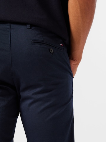 Slimfit Pantaloni chino 'Denton' di TOMMY HILFIGER in blu