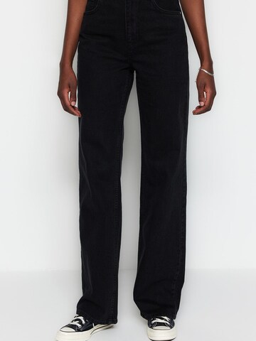 regular Jeans di Trendyol in nero